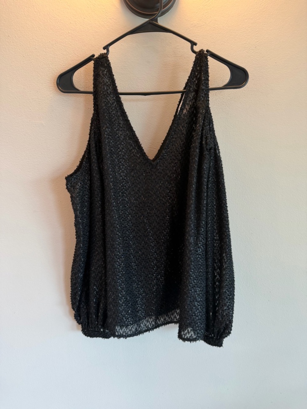L'Academie‎ Black Cold Shoulder V-Neck Textured Balloon Sleeve Blouse XS